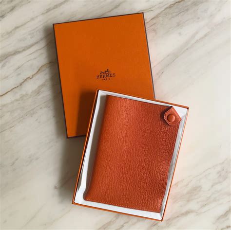 hermes wallet rep reddit|Hermes passport holder.